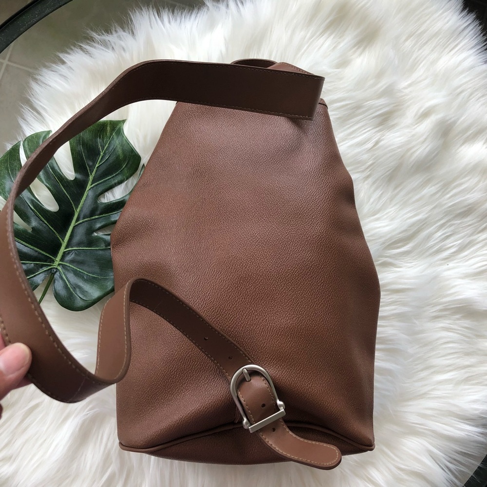 VINTAGE ESPRIT BROWN ONE STRAP BACK PACK - Picture 4 of 8